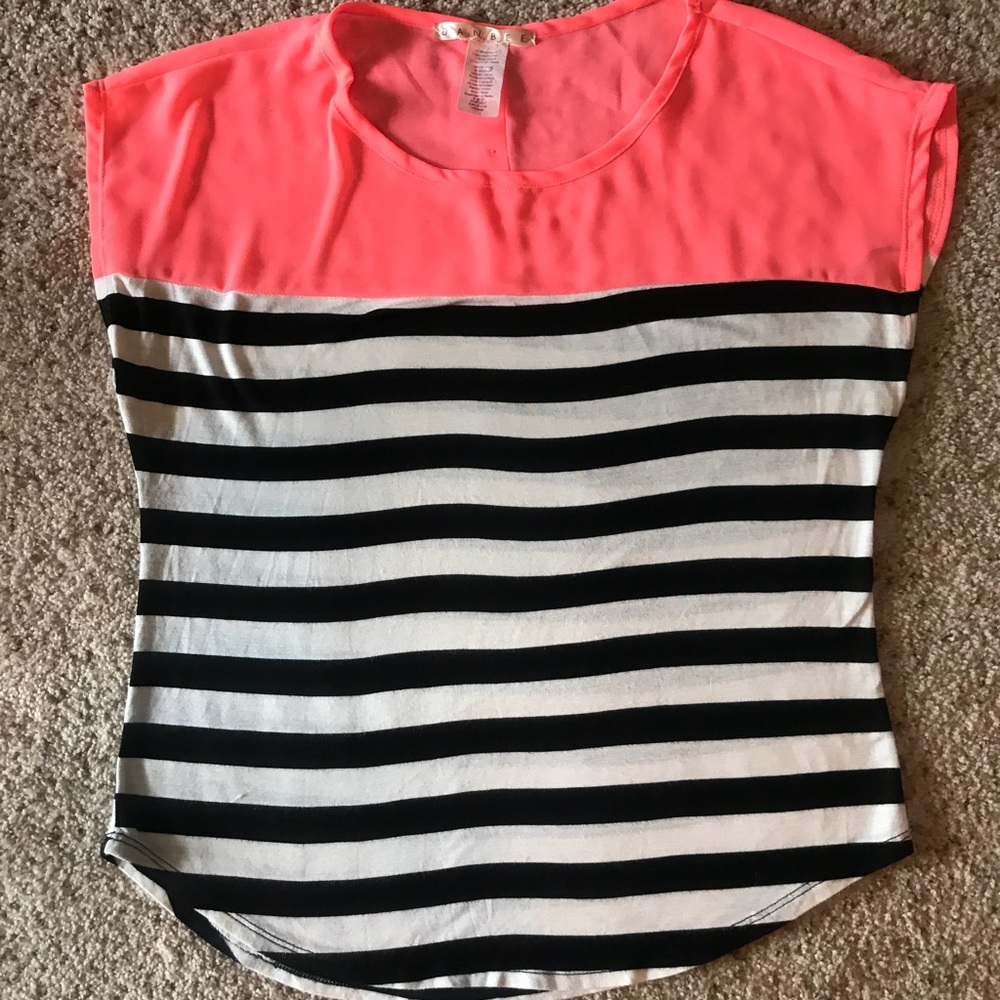 Jr girls  shirt size L brand Danbee